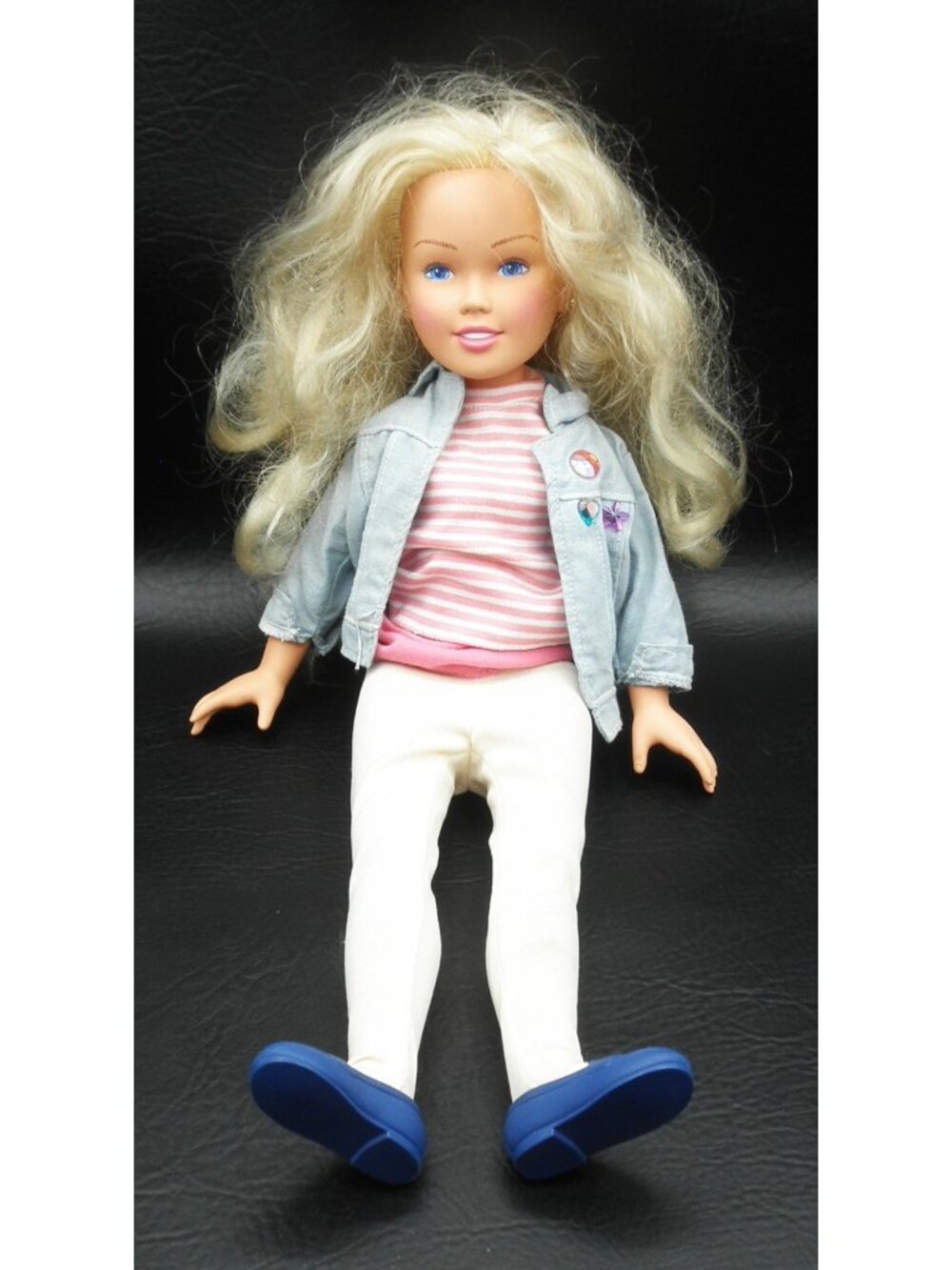 Vintage 1993 Kenner Babysitters Club Dawn Schafer 18-Inch Poseable Doll - NO BOX
